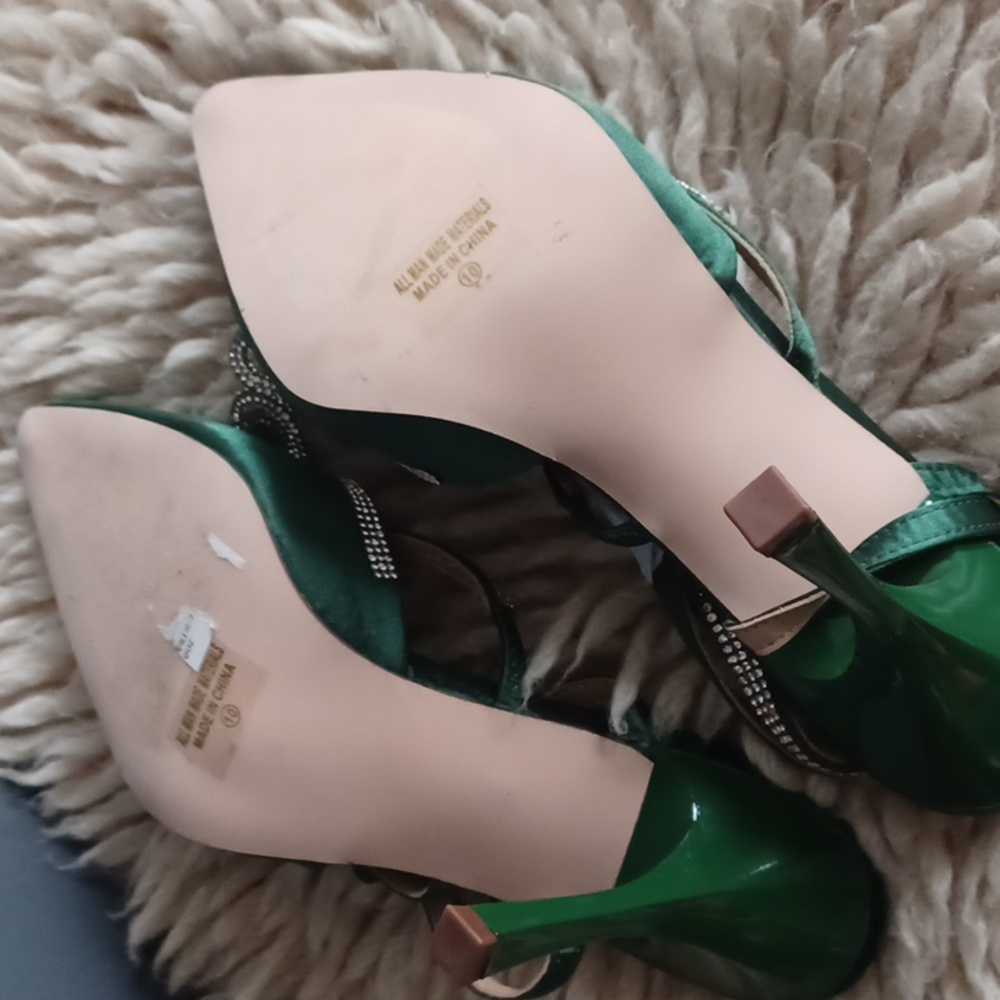 Heels - Picture 7 of 15